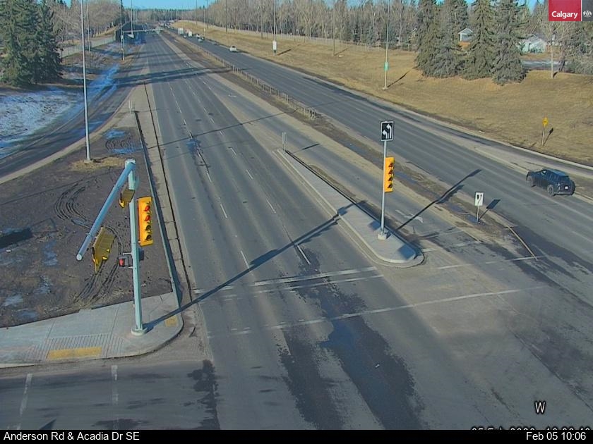 Anderson Rd / Acadia Dr SE