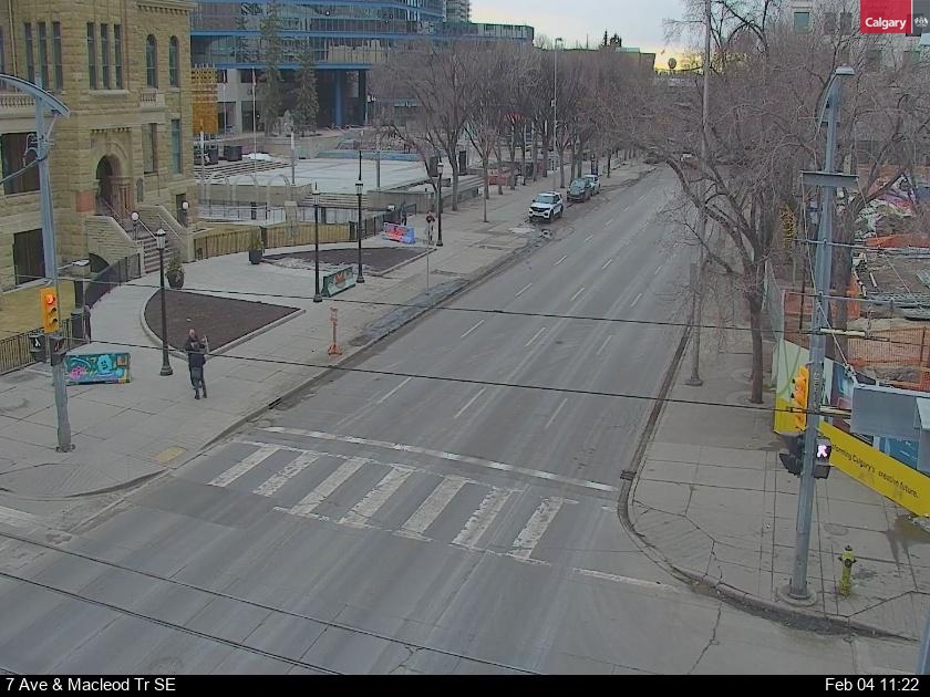 7 Ave / Macleod Tr SE