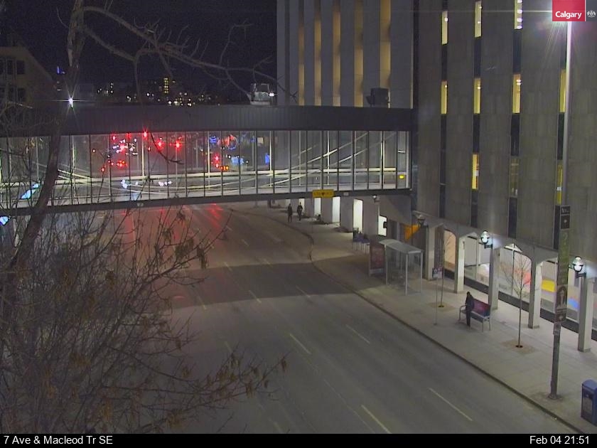 7 Ave / Macleod Tr SE