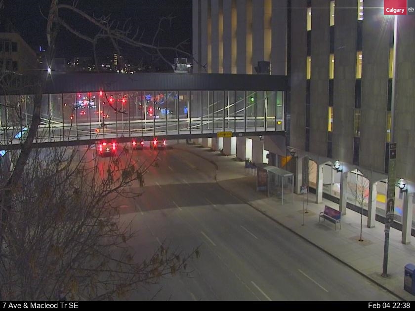 7 Ave / Macleod Tr SE