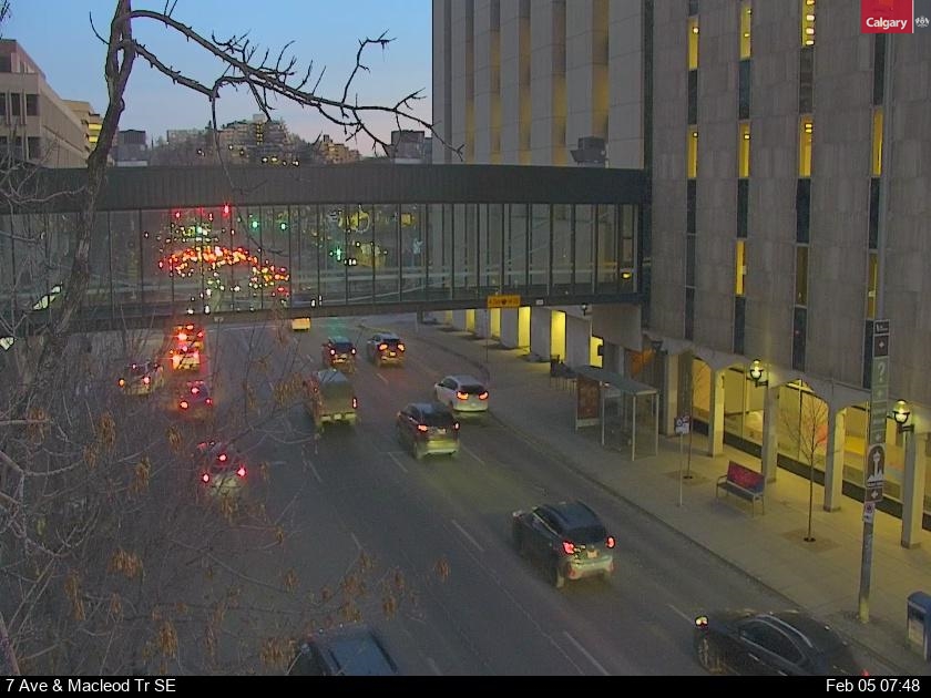 7 Ave / Macleod Tr SE