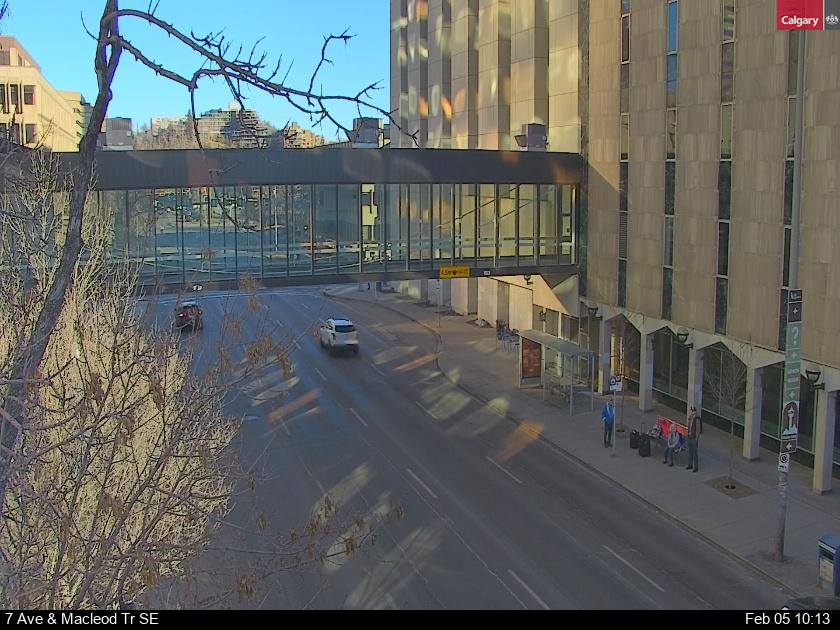 7 Ave / Macleod Tr SE