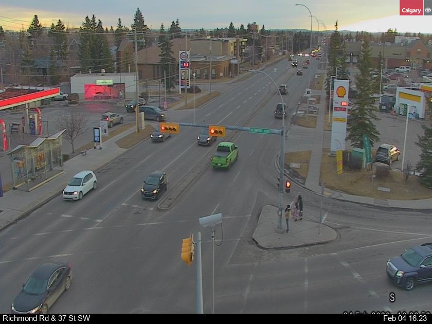 Richmond Rd / 37 St SW