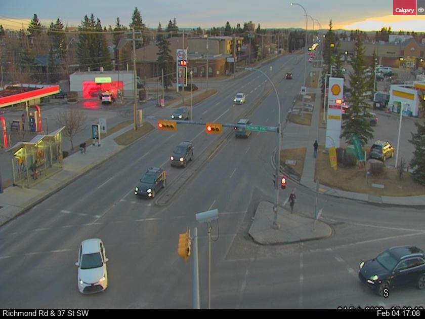 Richmond Rd / 37 St SW