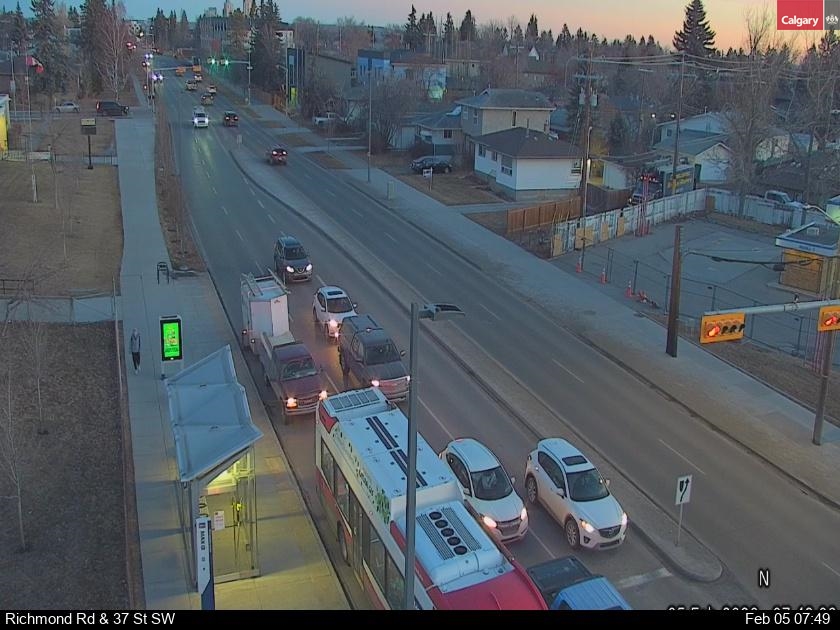 Richmond Rd / 37 St SW