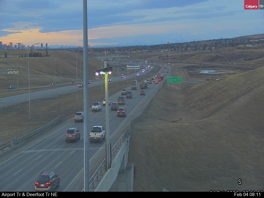 Airport Tr / Deerfoot Tr NE
