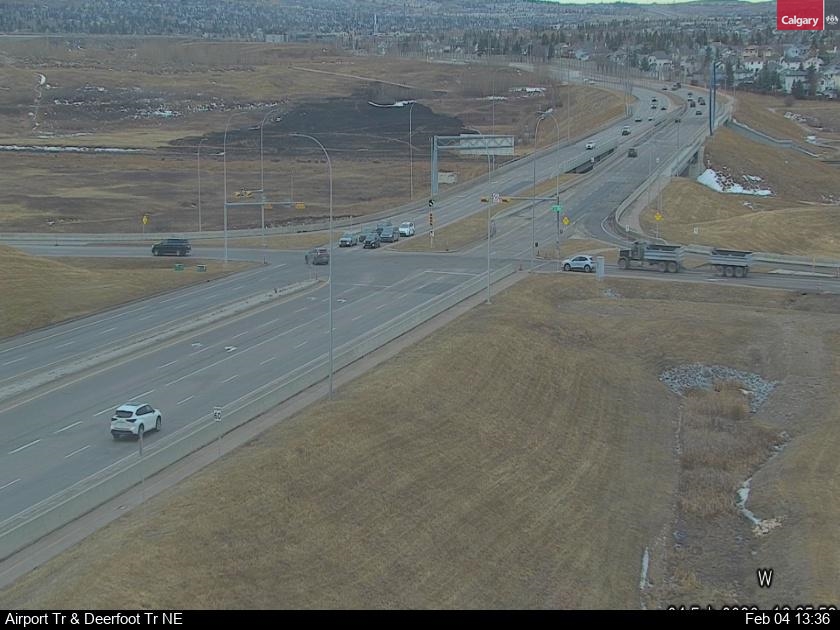 Airport Tr / Deerfoot Tr NE