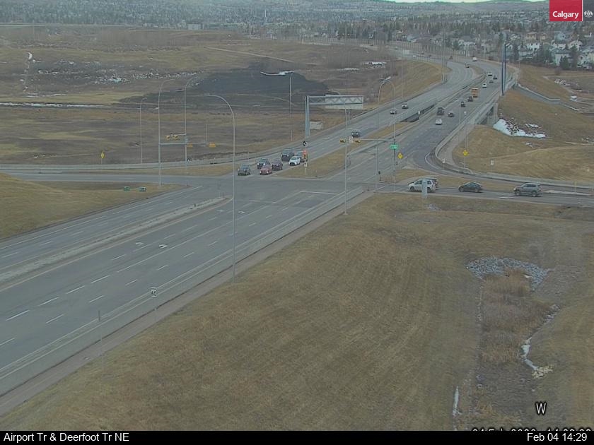 Airport Tr / Deerfoot Tr NE