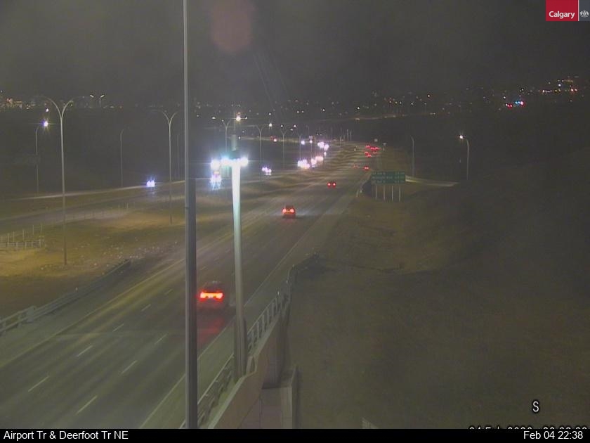 Airport Tr / Deerfoot Tr NE