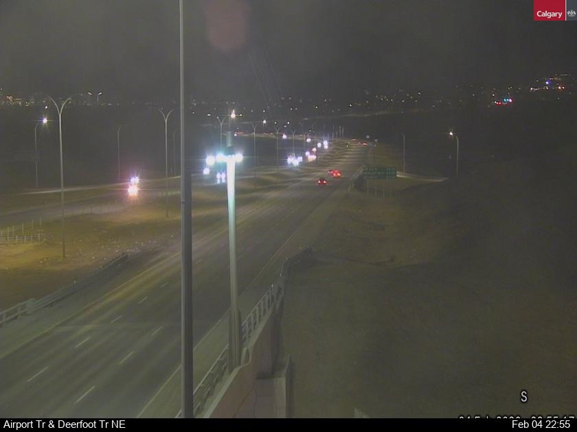 Airport Tr / Deerfoot Tr NE