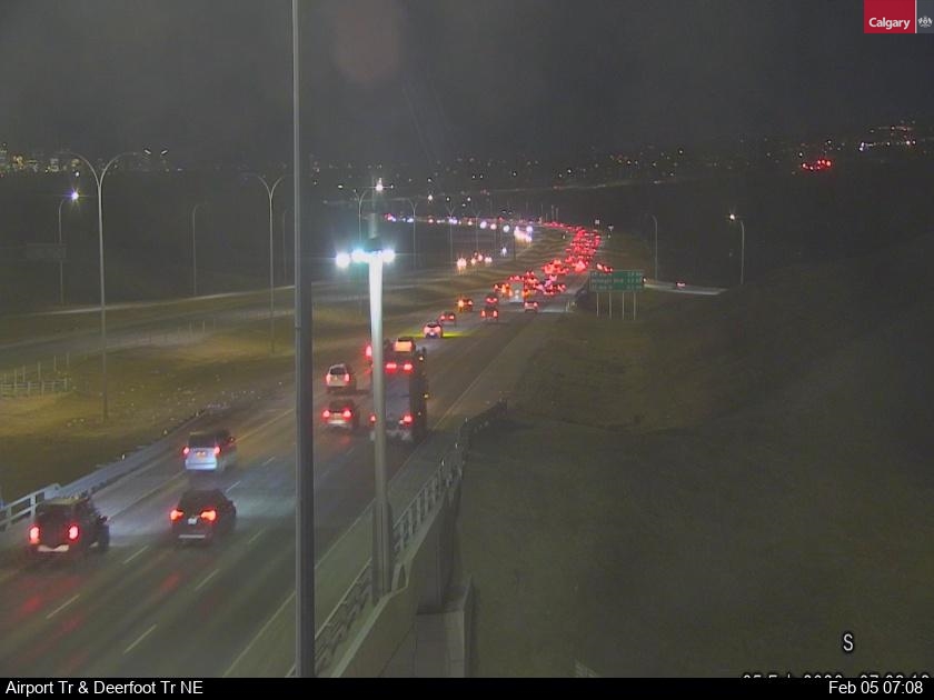 Airport Tr / Deerfoot Tr NE