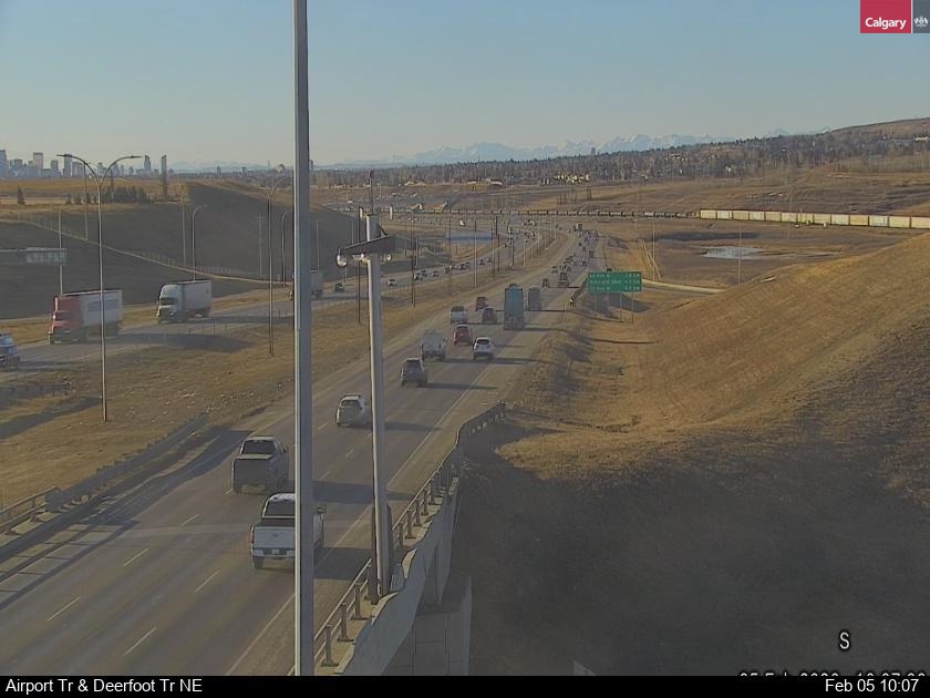 Airport Tr / Deerfoot Tr NE