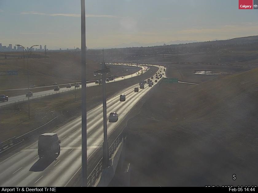 Airport Tr / Deerfoot Tr NE