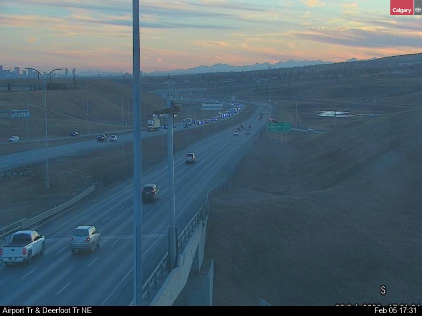 Airport Tr / Deerfoot Tr NE