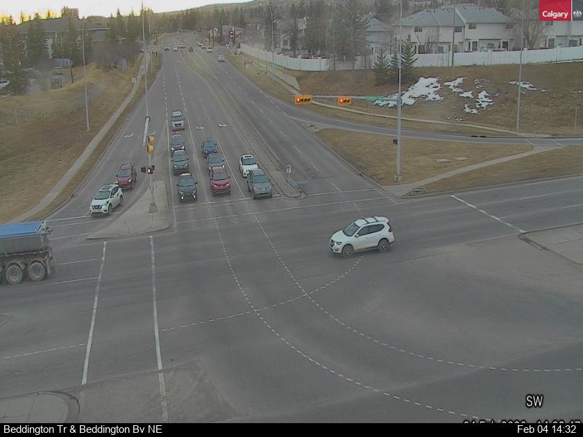 Beddington Tr / Beddington Bv NE