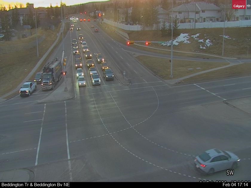 Beddington Tr / Beddington Bv NE