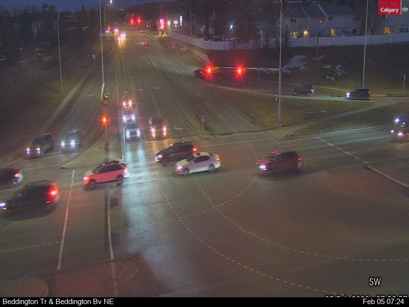 Beddington Tr / Beddington Bv NE