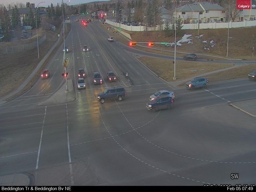 Beddington Tr / Beddington Bv NE