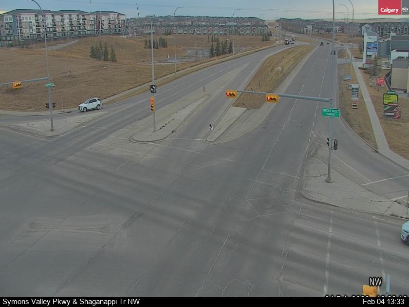 Symons Valley Py / Shaganappi Tr NW