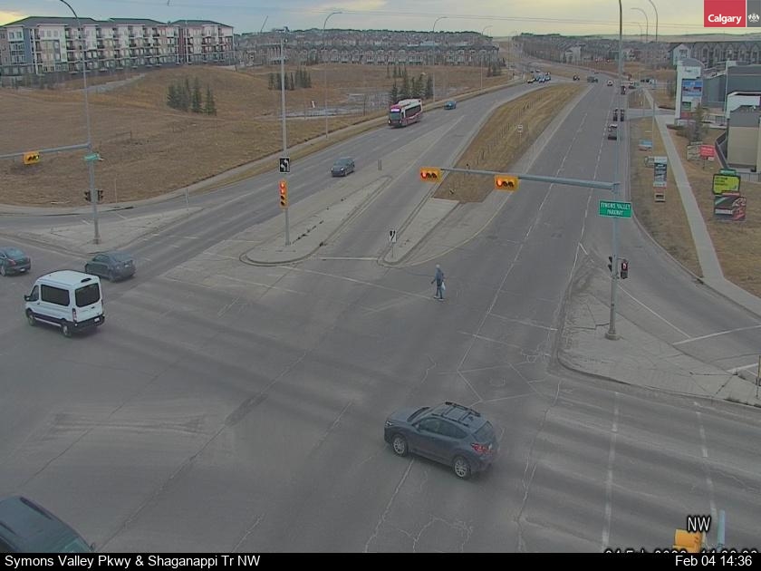 Symons Valley Py / Shaganappi Tr NW