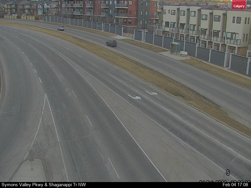 Symons Valley Py / Shaganappi Tr NW