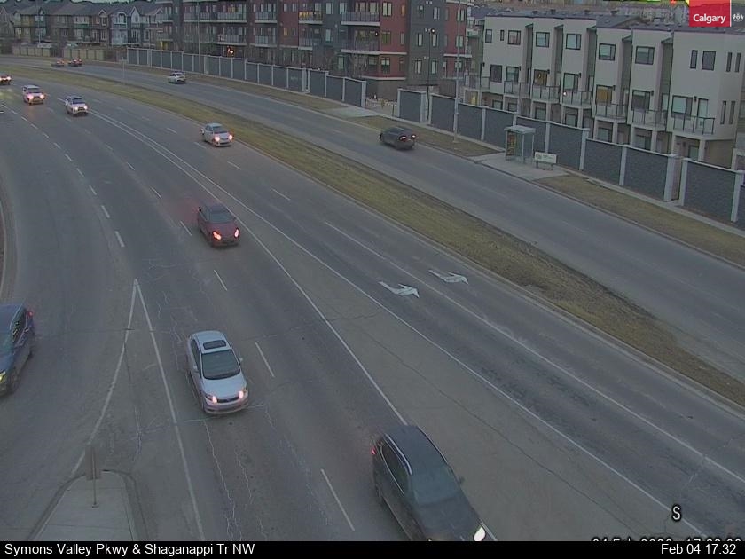 Symons Valley Py / Shaganappi Tr NW