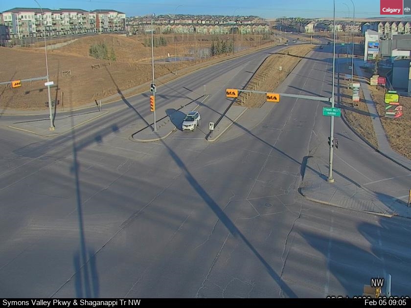 Symons Valley Py / Shaganappi Tr NW