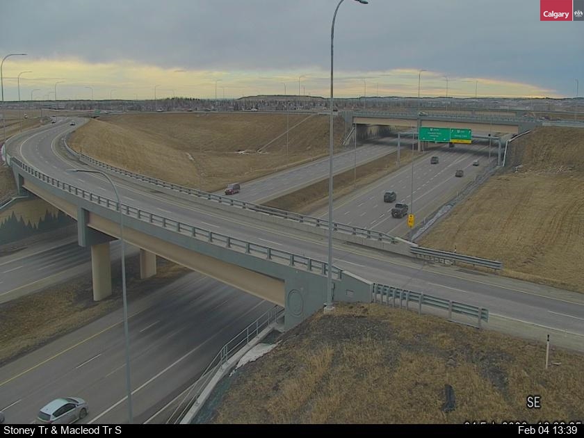 Stoney Tr / Macleod Tr S