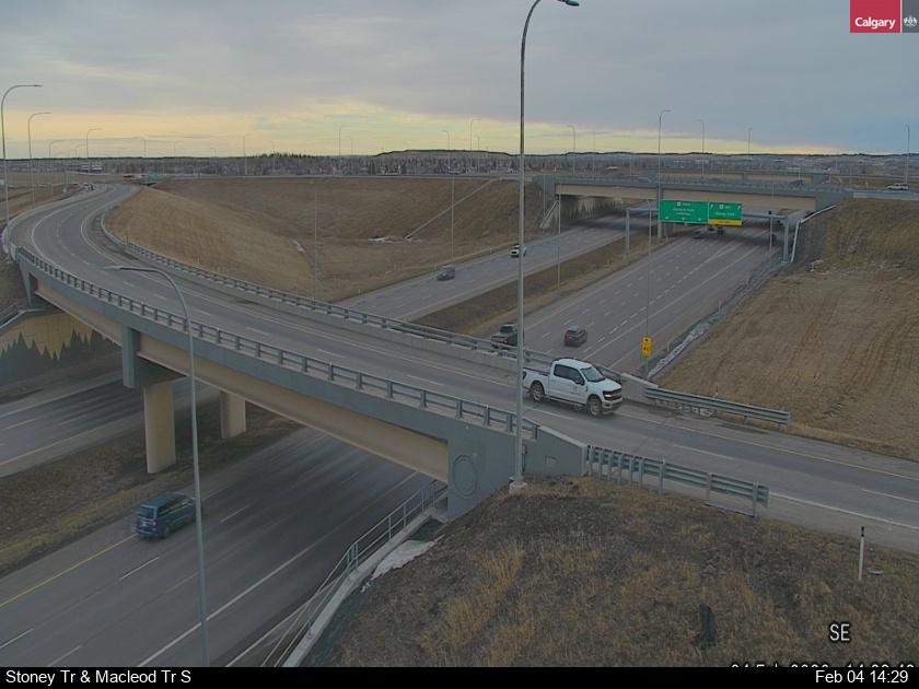 Stoney Tr / Macleod Tr S