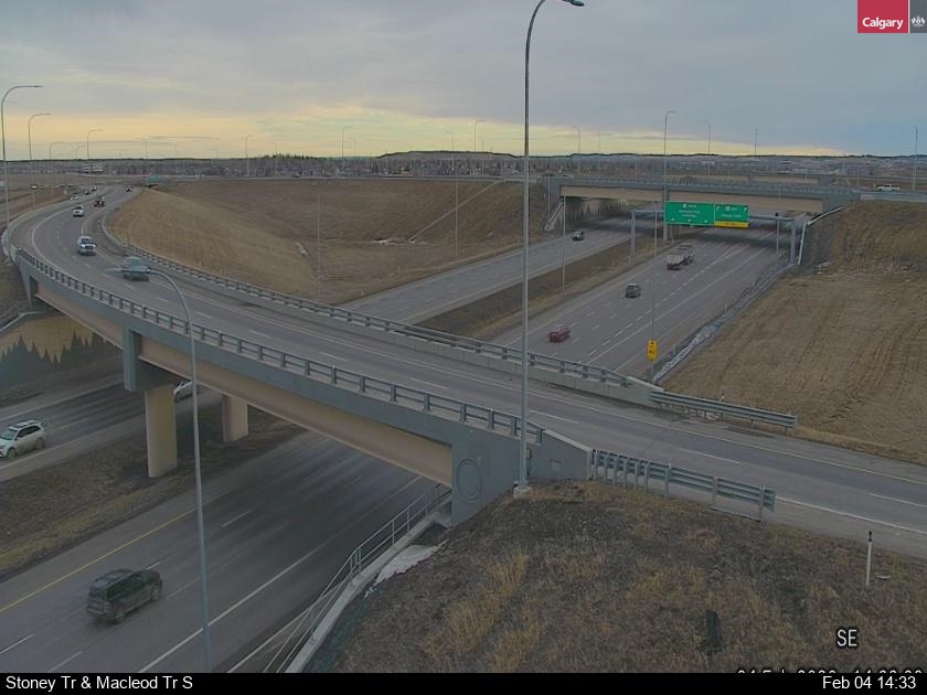 Stoney Tr / Macleod Tr S