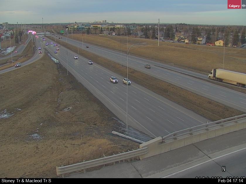 Stoney Tr / Macleod Tr S