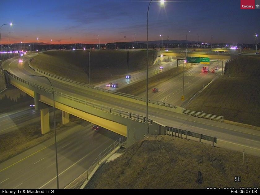 Stoney Tr / Macleod Tr S