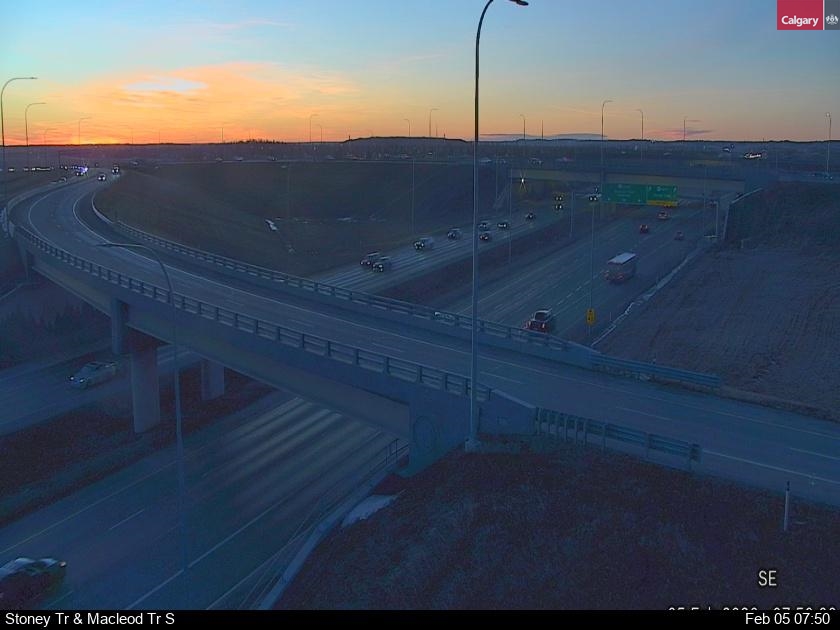 Stoney Tr / Macleod Tr S