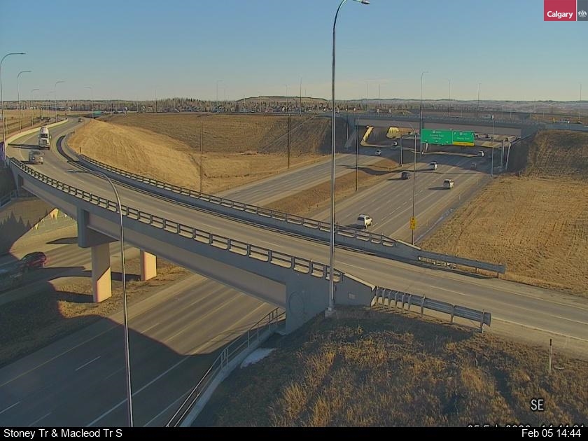 Stoney Tr / Macleod Tr S