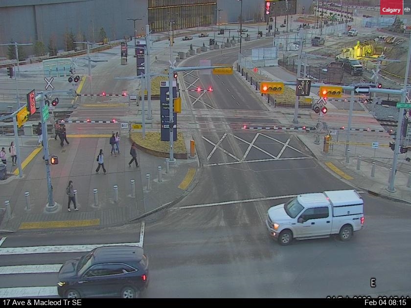 17 Avenue / Macleod Tr SE