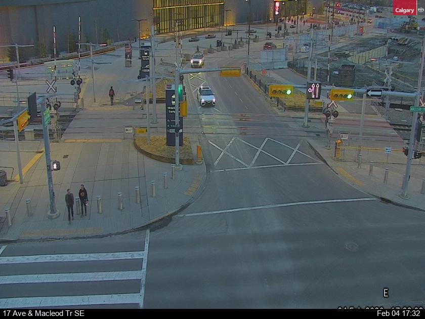 17 Avenue / Macleod Tr SE