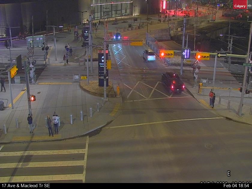 17 Avenue / Macleod Tr SE