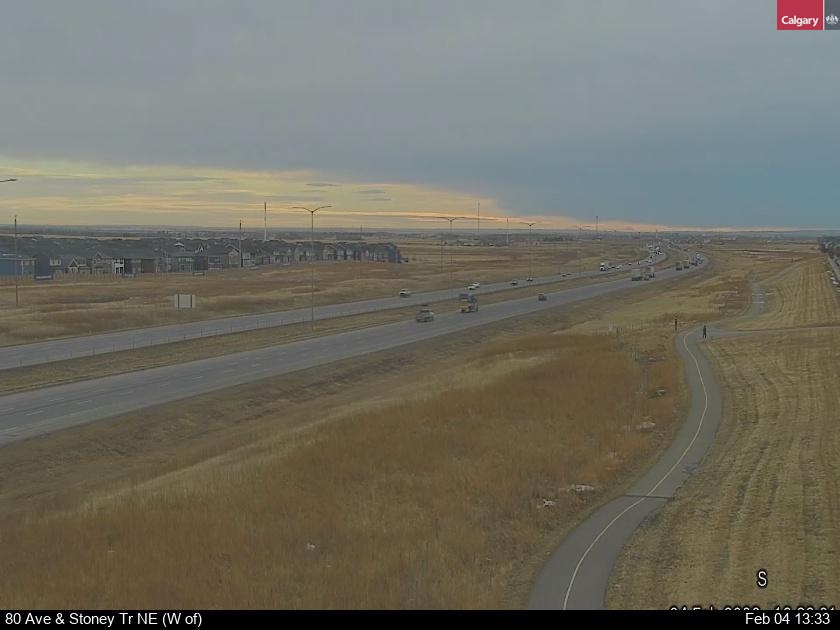 80 Ave / Stoney Tr NE (West of)