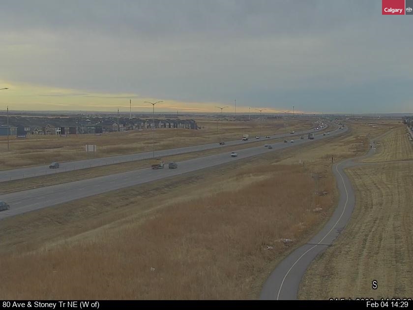 80 Ave / Stoney Tr NE (West of)