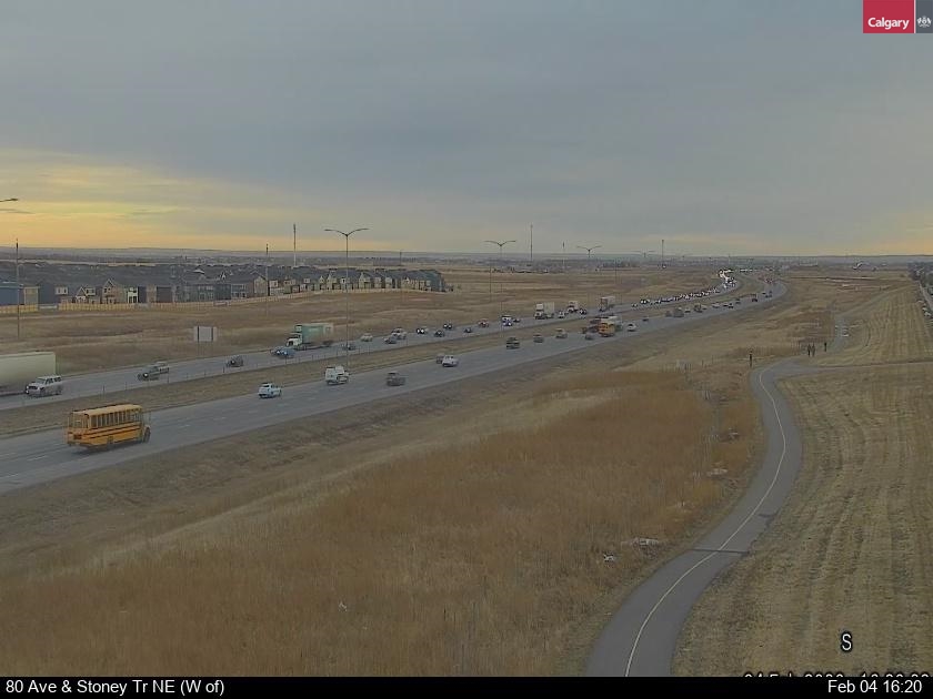 80 Ave / Stoney Tr NE (West of)