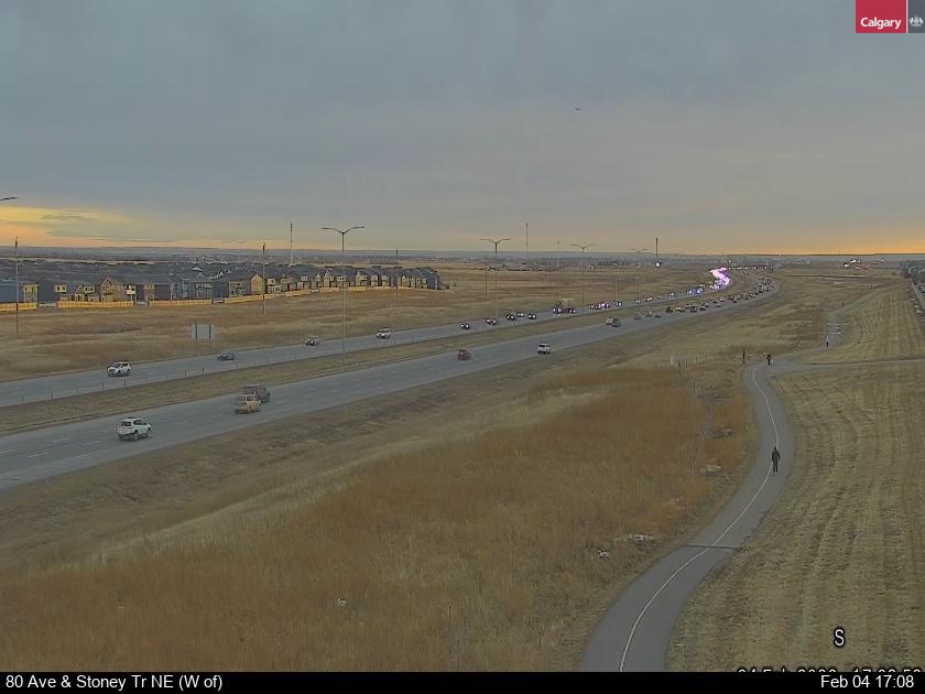 80 Ave / Stoney Tr NE (West of)