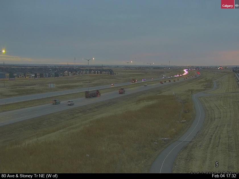 80 Ave / Stoney Tr NE (West of)