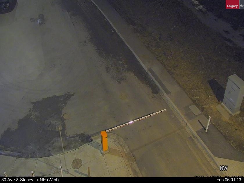 80 Ave / Stoney Tr NE (West of)