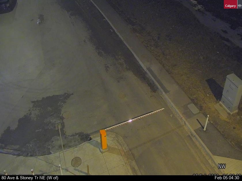 80 Ave / Stoney Tr NE (West of)