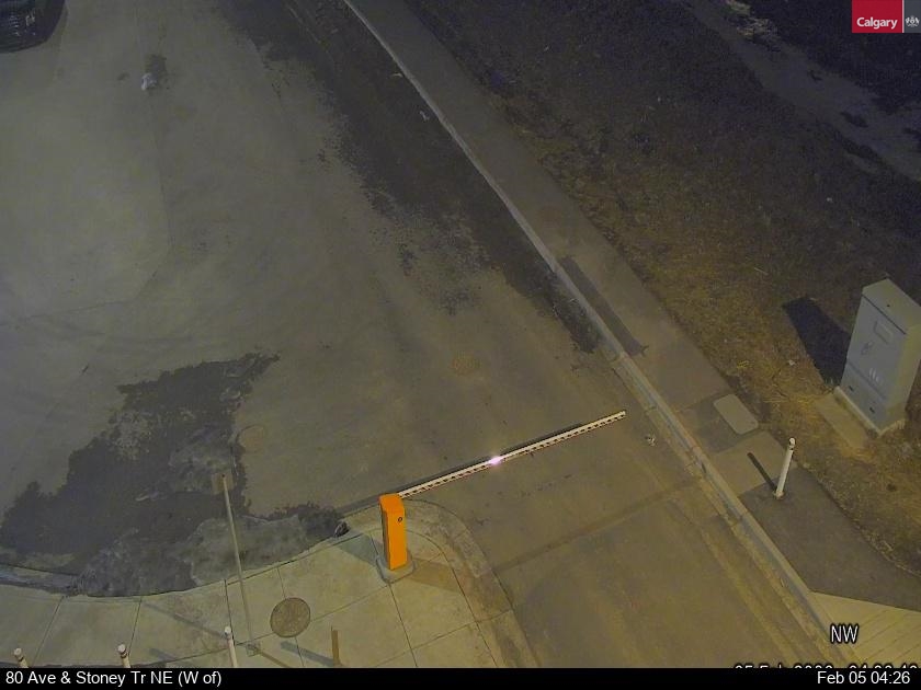 80 Ave / Stoney Tr NE (West of)