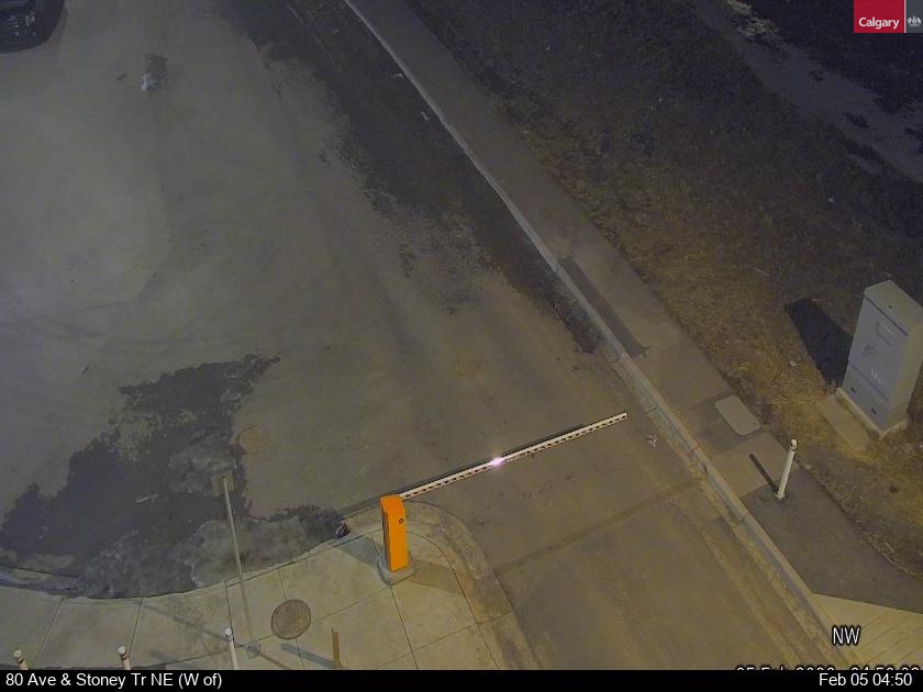 80 Ave / Stoney Tr NE (West of)