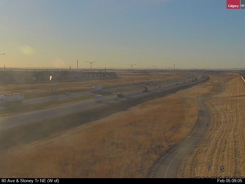 80 Ave / Stoney Tr NE (West of)