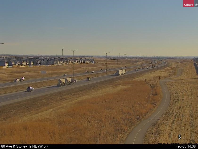 80 Ave / Stoney Tr NE (West of)