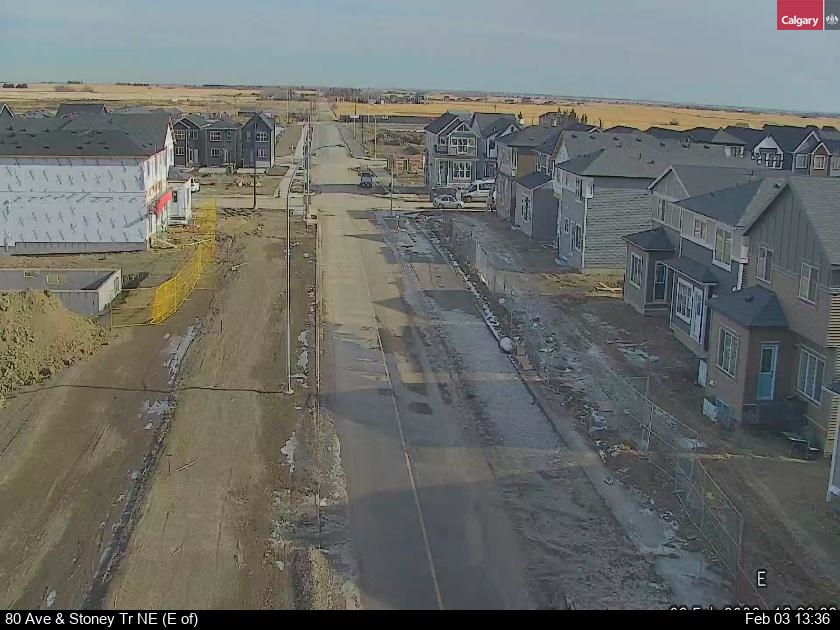 80 Ave / Stoney Tr NE (East of)