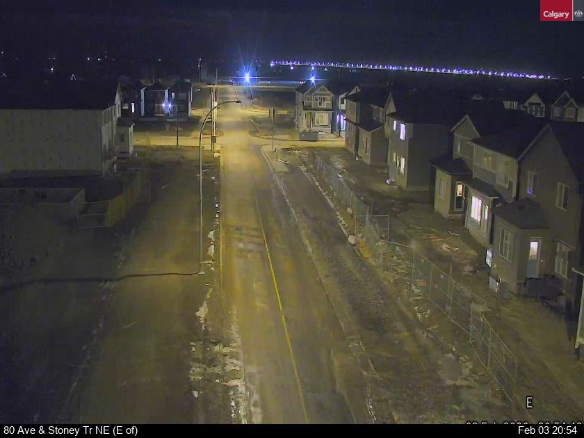 80 Ave / Stoney Tr NE (East of)